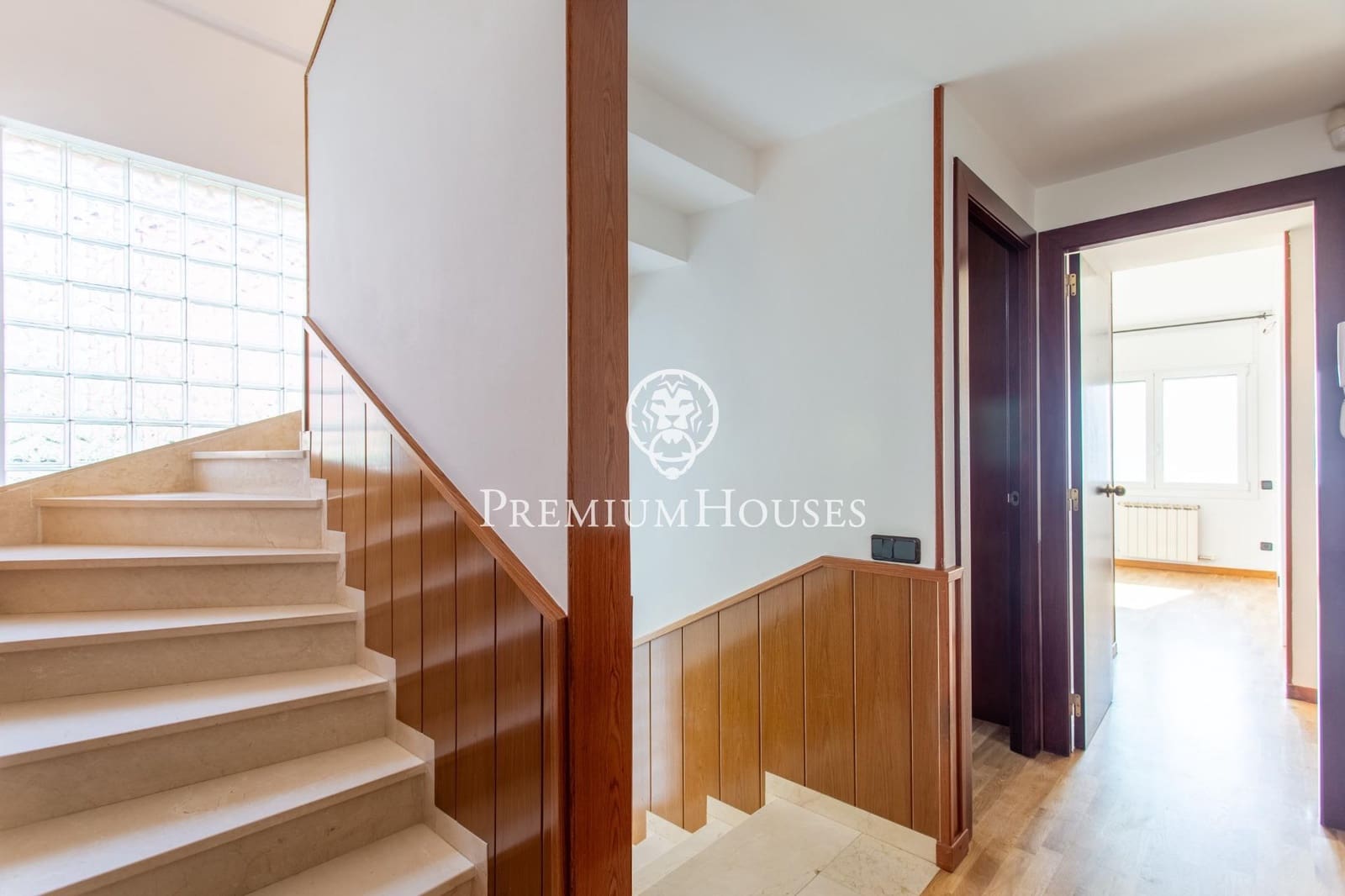 4 bedroom Terraced Villa for rent in Teia with pool garage - € 3,200 (Ref: 9648103)