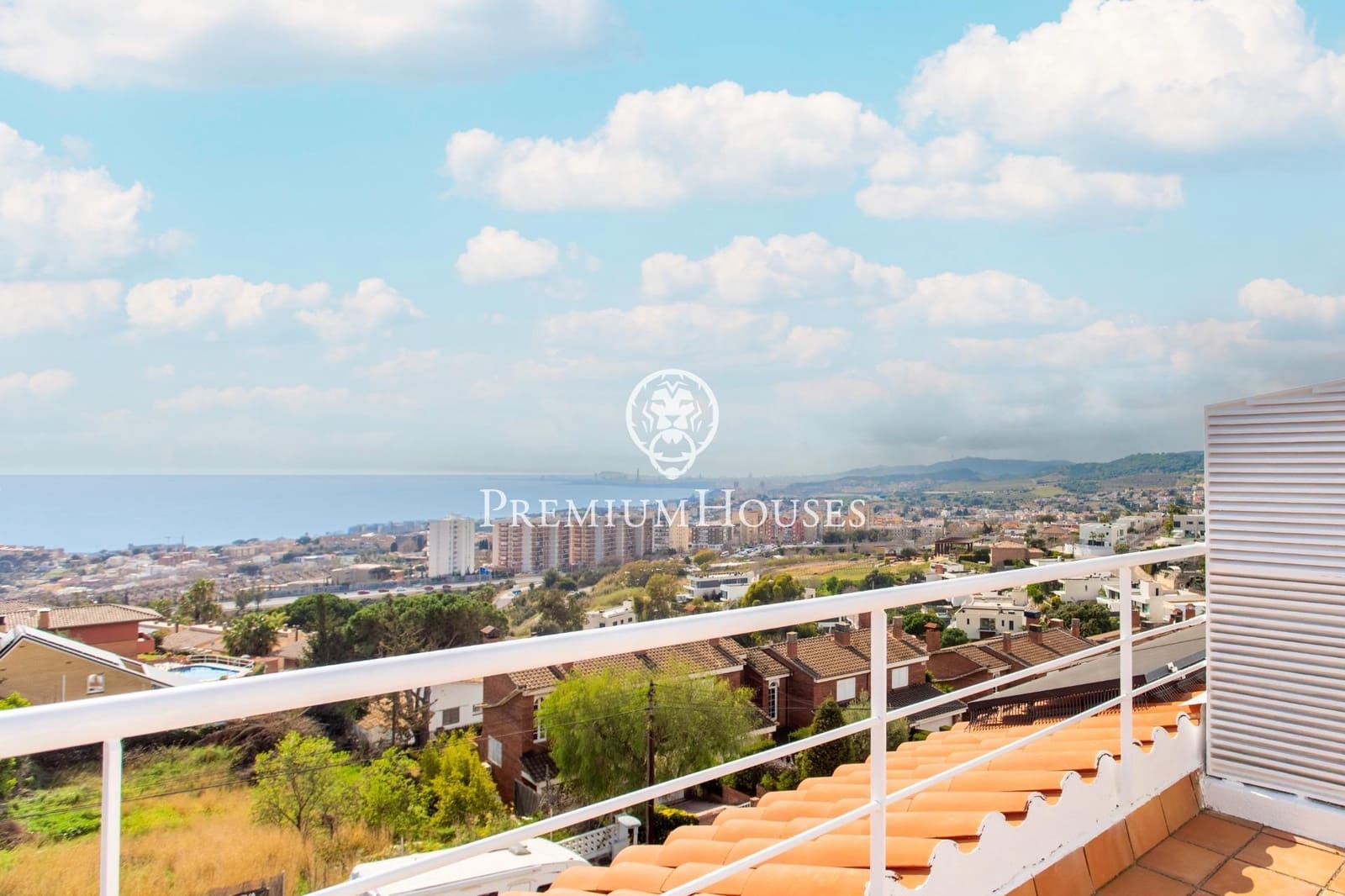 4 bedroom Terraced Villa for rent in Teia with pool garage - € 3,200 (Ref: 9648103)