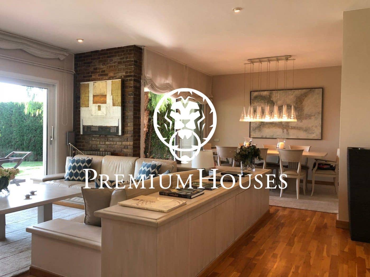 4 makuuhuone Huvila vuokrattavana paikassa Alella mukana uima-altaan - 4 000 € (Ref: 9648110)