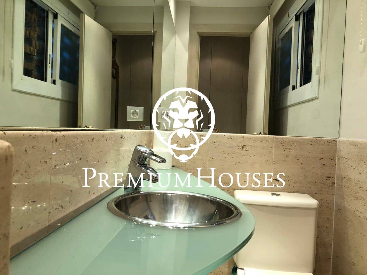 4 makuuhuone Huvila vuokrattavana paikassa Alella mukana uima-altaan - 4 000 € (Ref: 9648110)