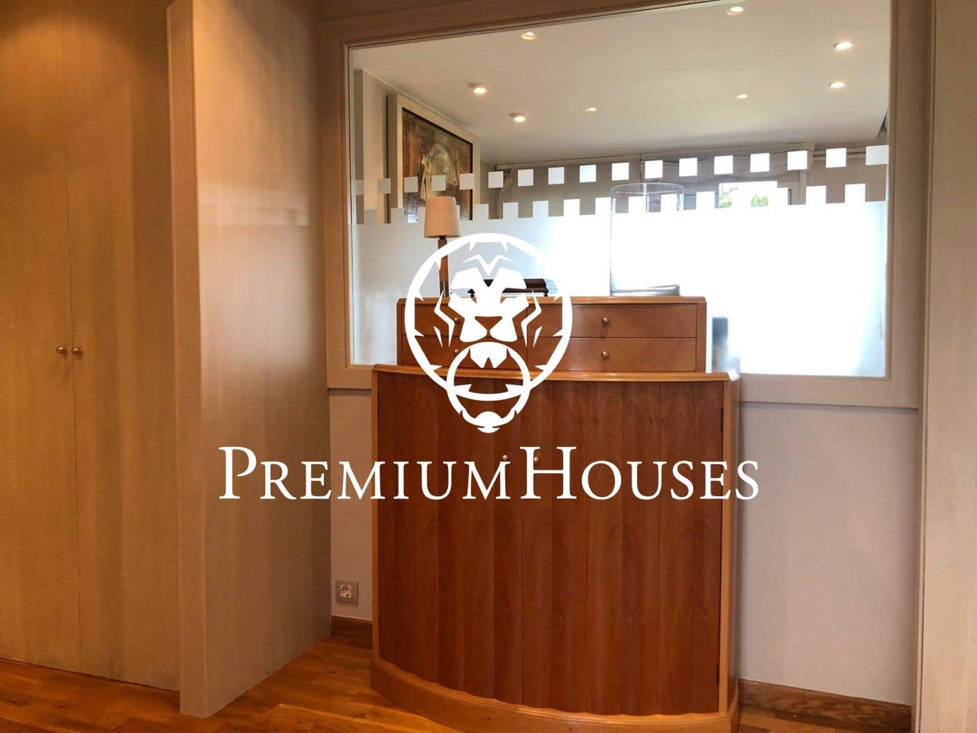 4 makuuhuone Huvila vuokrattavana paikassa Alella mukana uima-altaan - 4 000 € (Ref: 9648110)