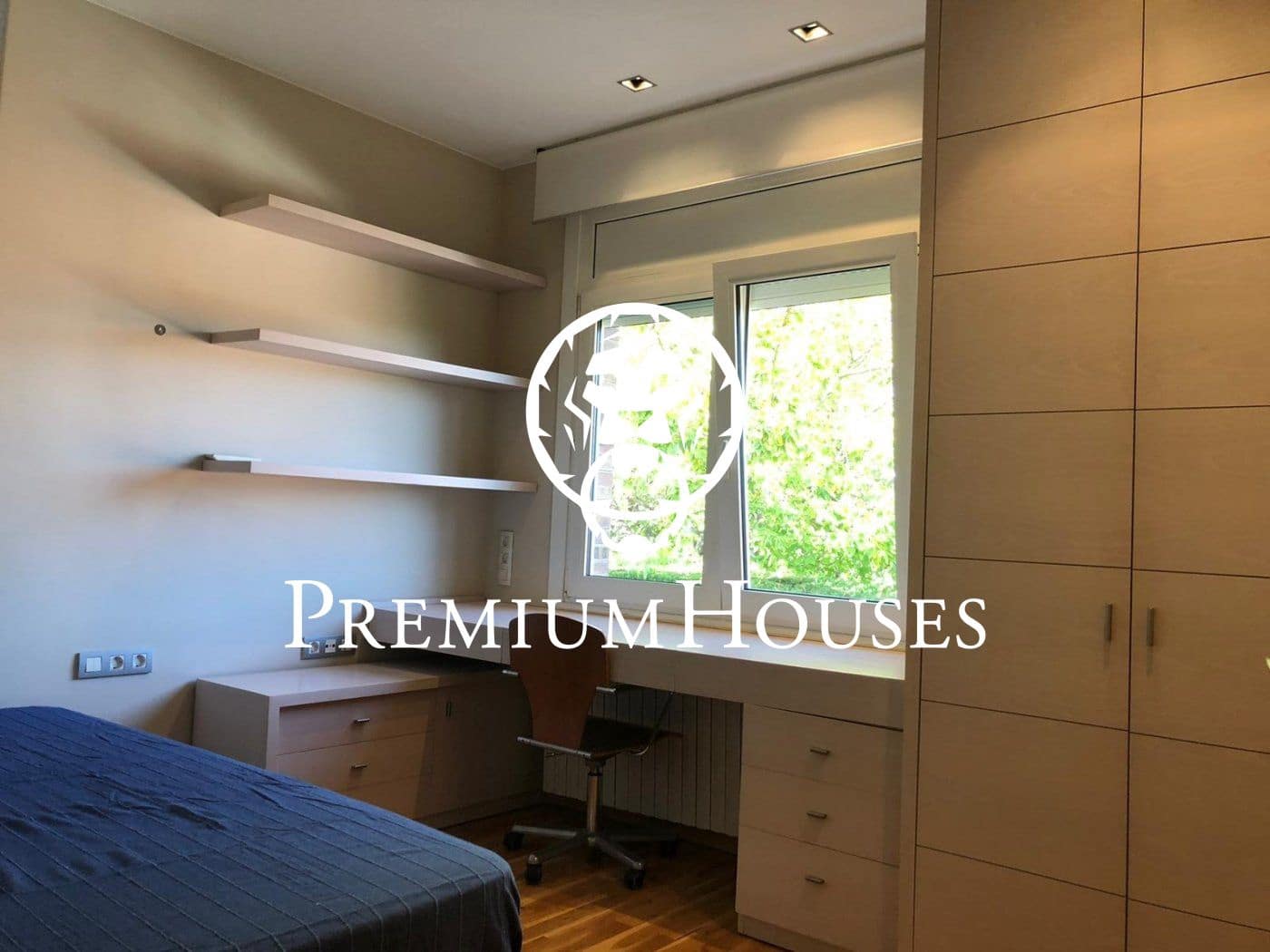 4 makuuhuone Huvila vuokrattavana paikassa Alella mukana uima-altaan - 4 000 € (Ref: 9648110)