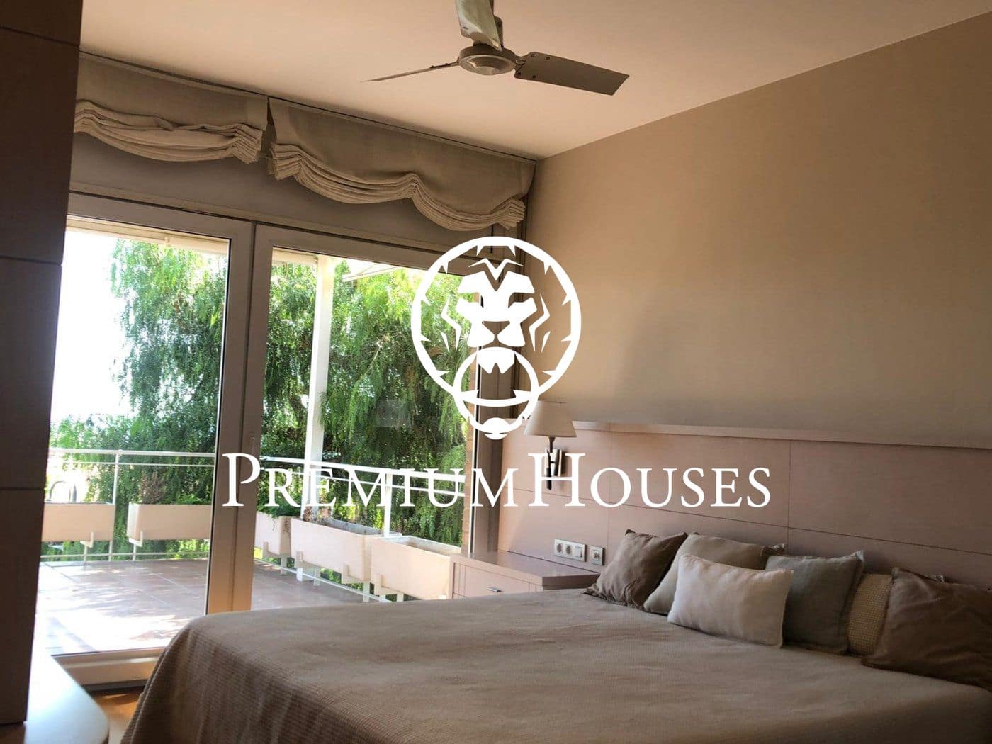 4 makuuhuone Huvila vuokrattavana paikassa Alella mukana uima-altaan - 4 000 € (Ref: 9648110)