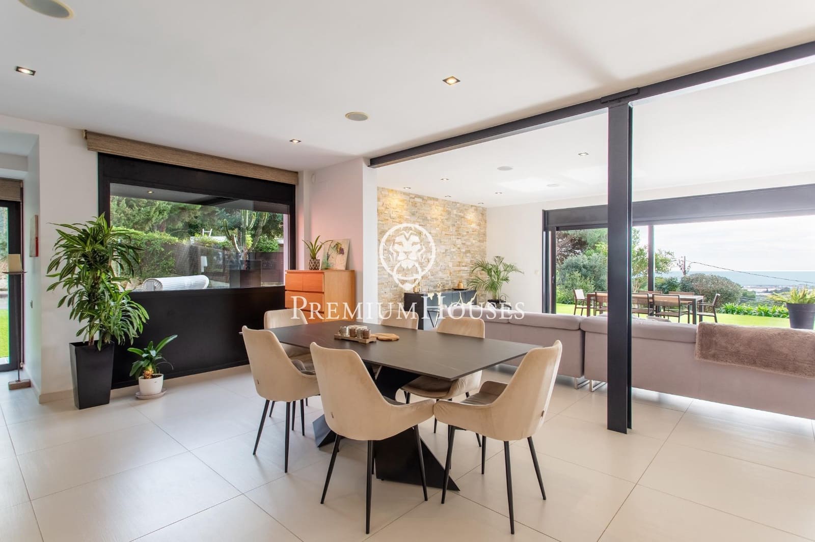 5 chambre Villa/Maison à vendre à Cabrils avec piscine garage - 1 750 000 € (Ref: 9648111)