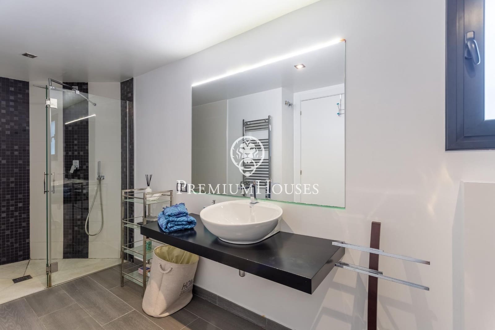 5 chambre Villa/Maison à vendre à Cabrils avec piscine garage - 1 750 000 € (Ref: 9648111)
