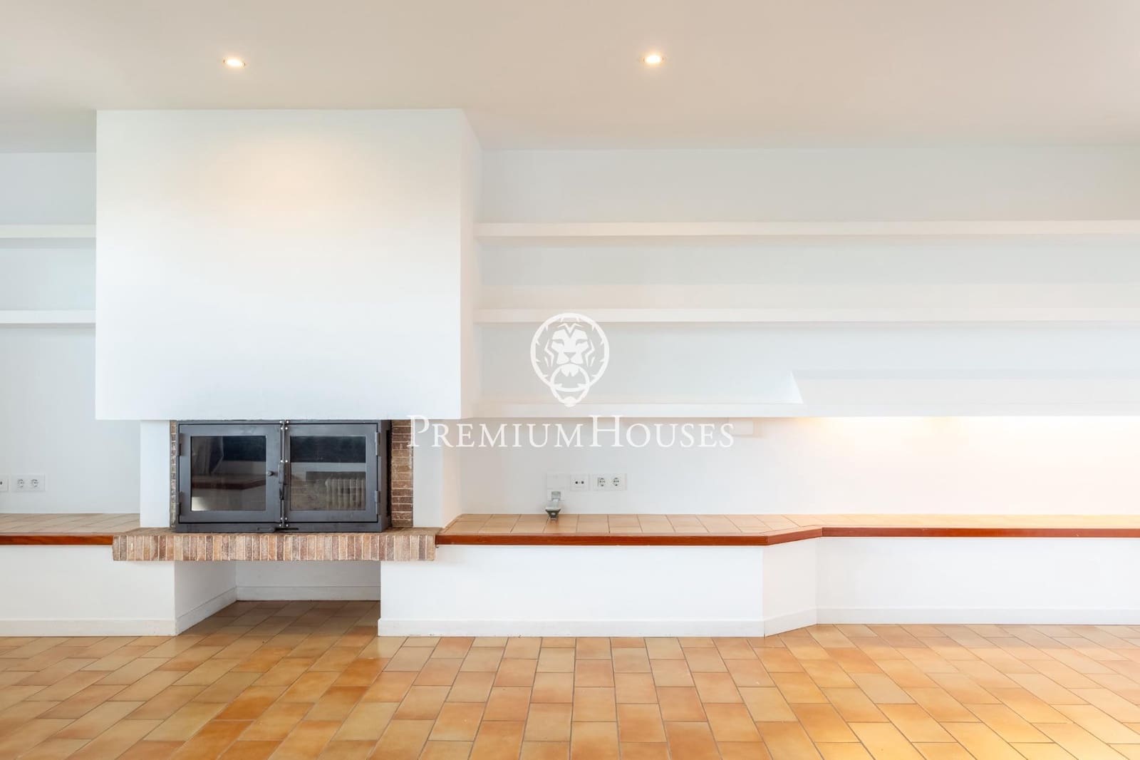 5 sypialnia Dom szeregowy na sprzedaż w Sant Vicenc de Montalt z basenem garażem - 950 000 € (Ref: 9651963)