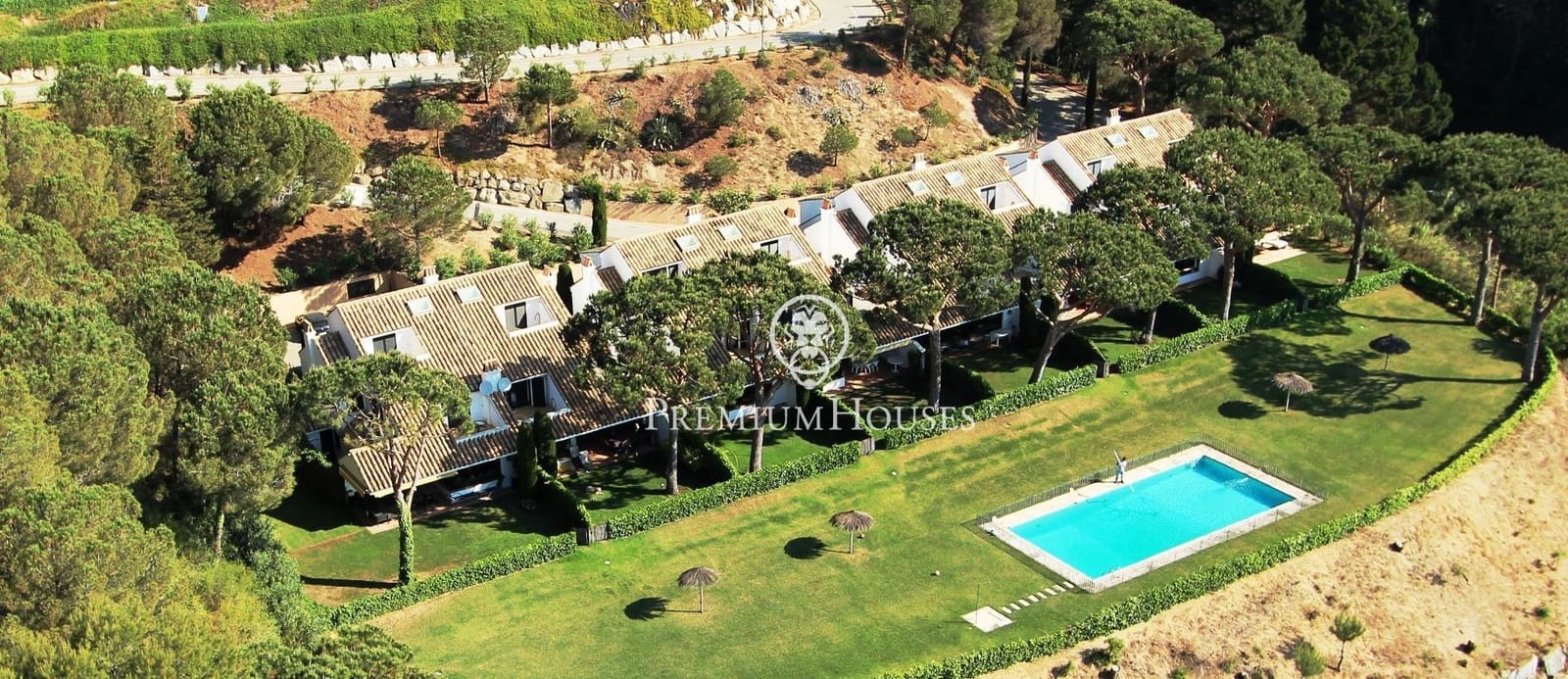 5 sypialnia Dom szeregowy na sprzedaż w Sant Vicenc de Montalt z basenem garażem - 950 000 € (Ref: 9651963)