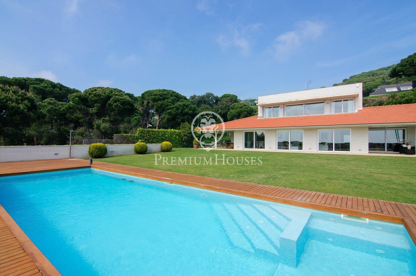 9 Zimmer Villa zu verkaufen in Sant Vicenc de Montalt mit Pool Garage - 2.475.000 € (Ref: 9651964)