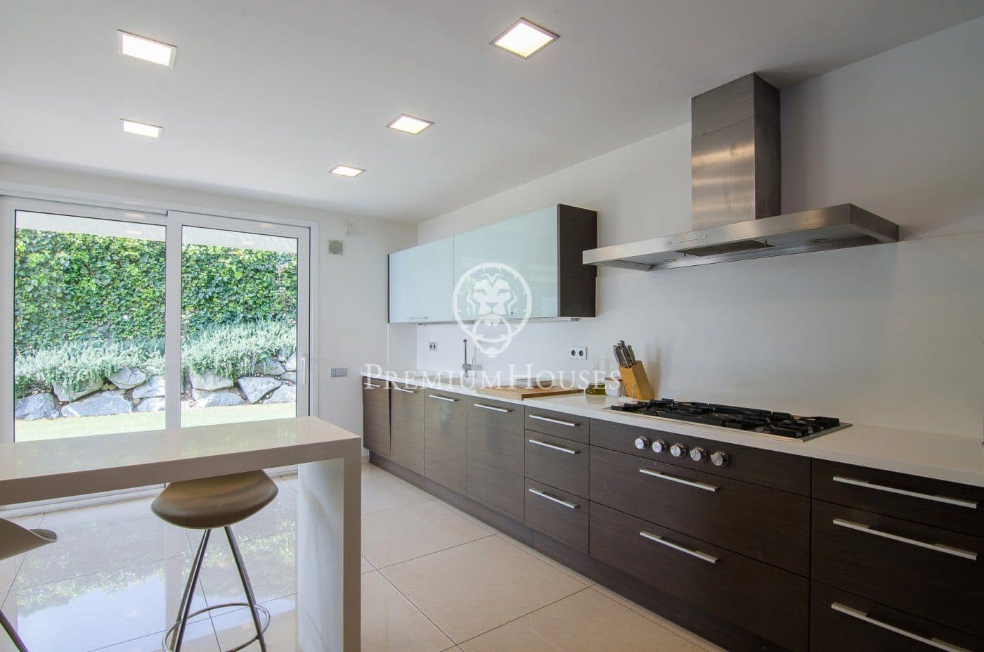 9 Zimmer Villa zu verkaufen in Sant Vicenc de Montalt mit Pool Garage - 2.475.000 € (Ref: 9651964)