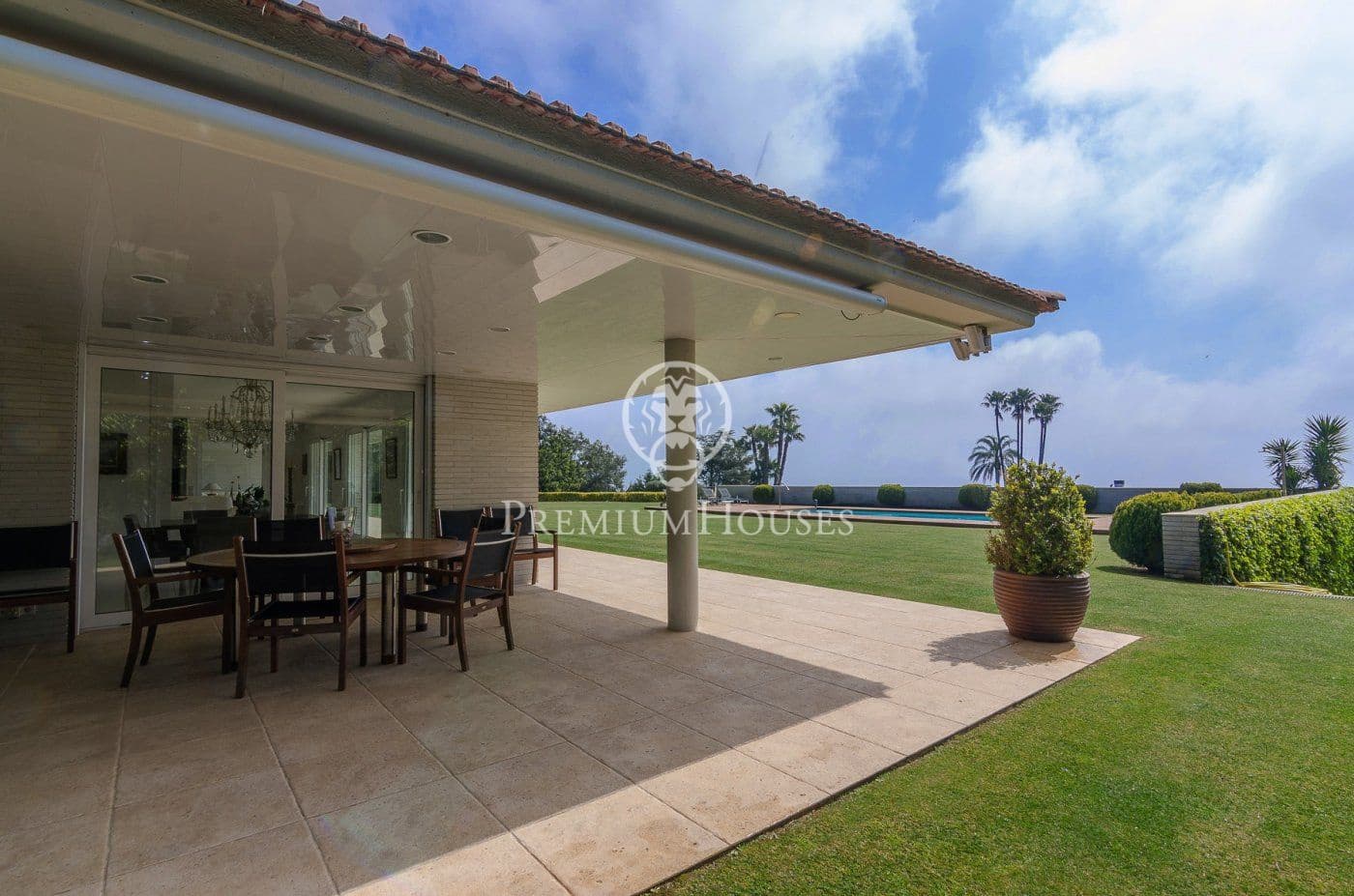 9 Zimmer Villa zu verkaufen in Sant Vicenc de Montalt mit Pool Garage - 2.475.000 € (Ref: 9651964)