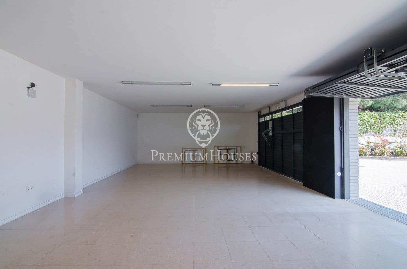 9 Zimmer Villa zu verkaufen in Sant Vicenc de Montalt mit Pool Garage - 2.475.000 € (Ref: 9651964)