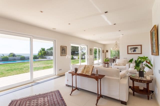 9 soverom Villa til salgs i Sant Vicenç de Montalt med svømmebasseng garasje - € 2 475 000 (Ref: 9651964)