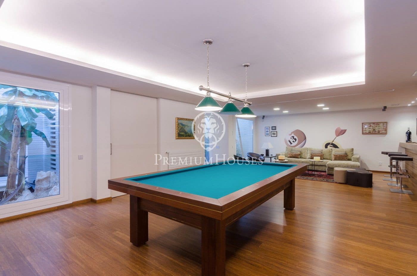 9 bedroom Villa for sale in Sant Vicenc de Montalt with pool garage - € 2,475,000 (Ref: 9651964)