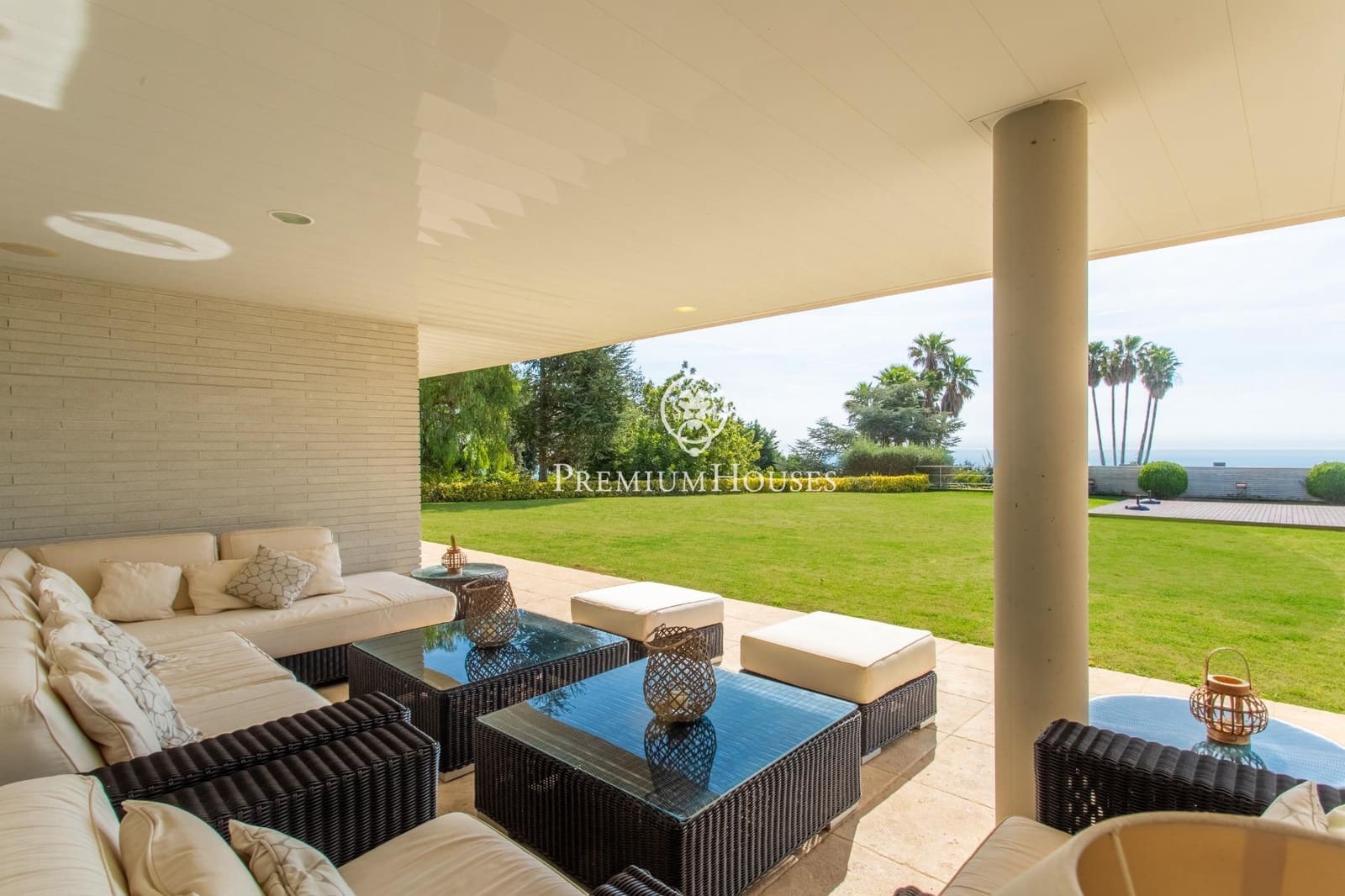 9 bedroom Villa for sale in Sant Vicenc de Montalt with pool garage - € 2,475,000 (Ref: 9651964)