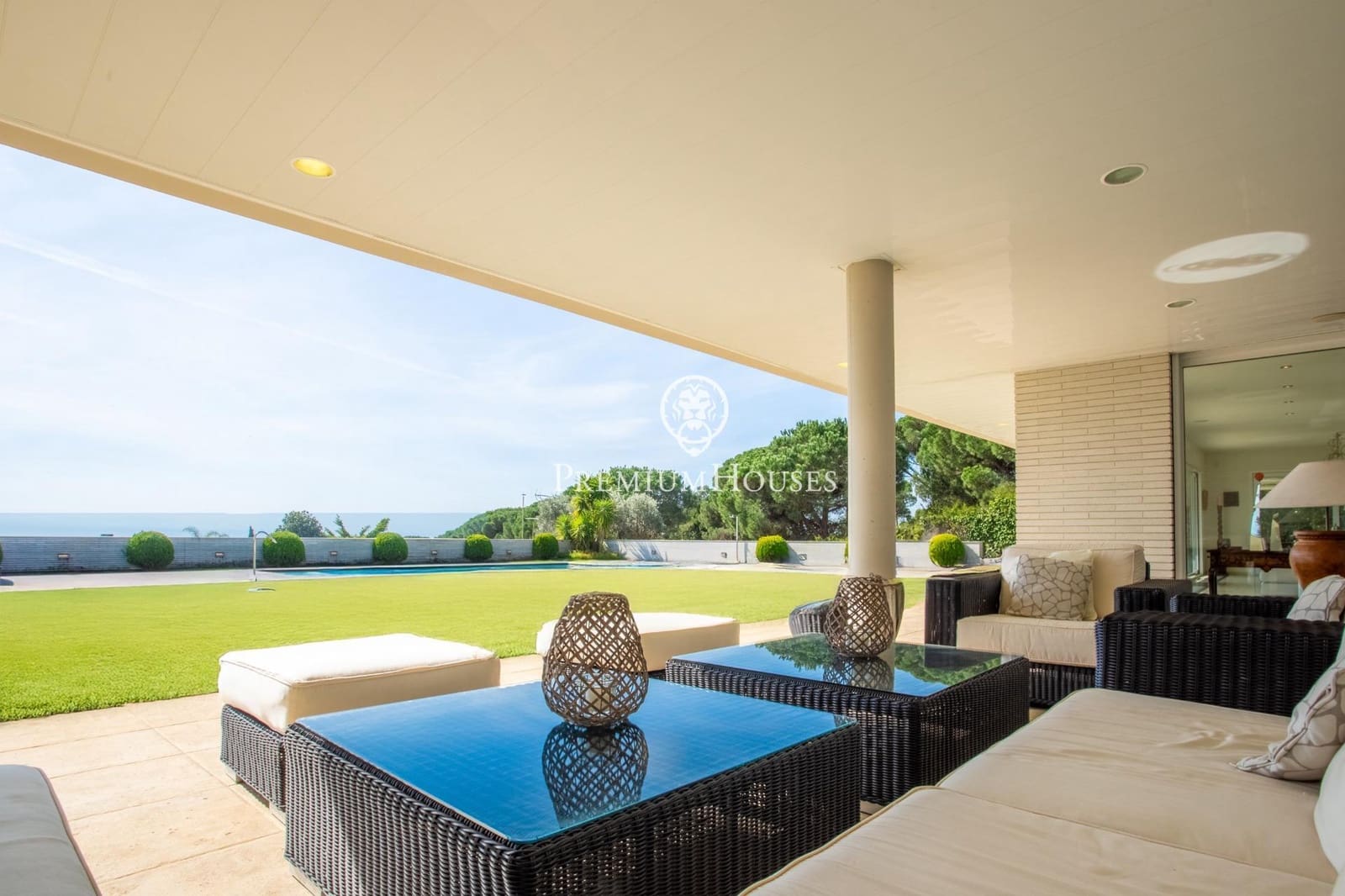 9 bedroom Villa for sale in Sant Vicenc de Montalt with pool garage - € 2,475,000 (Ref: 9651964)