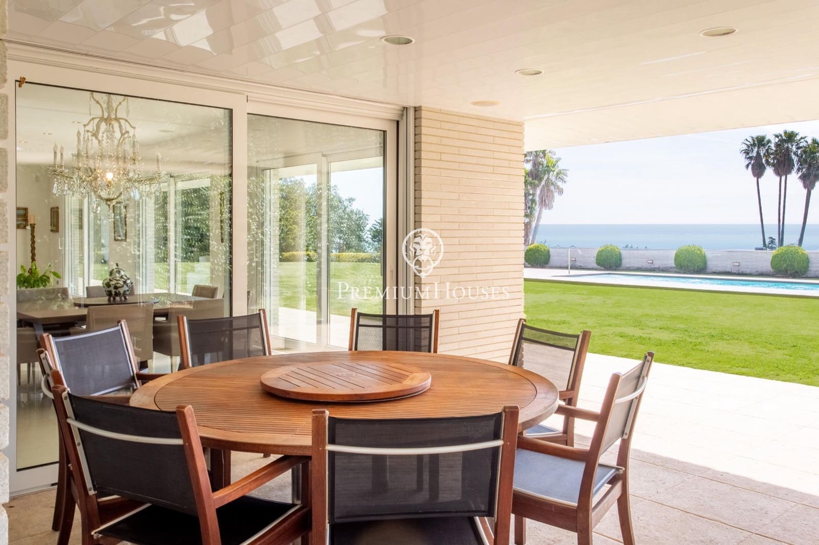 9 bedroom Villa for sale in Sant Vicenc de Montalt with pool garage - € 2,475,000 (Ref: 9651964)