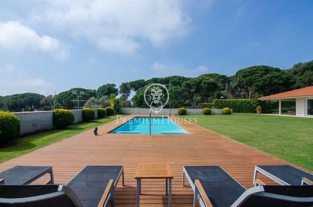 9 slaapkamer Villa te koop in Sant Vicenç de Montalt met zwembad garage - € 2.475.000 (Ref: 9651964)