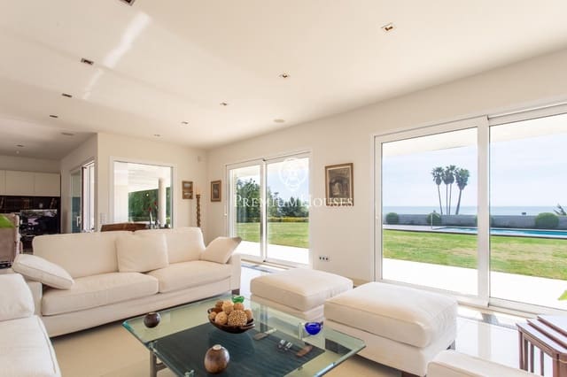 9 slaapkamer Villa te koop in Sant Vicenç de Montalt met zwembad garage - € 2.475.000 (Ref: 9651964)