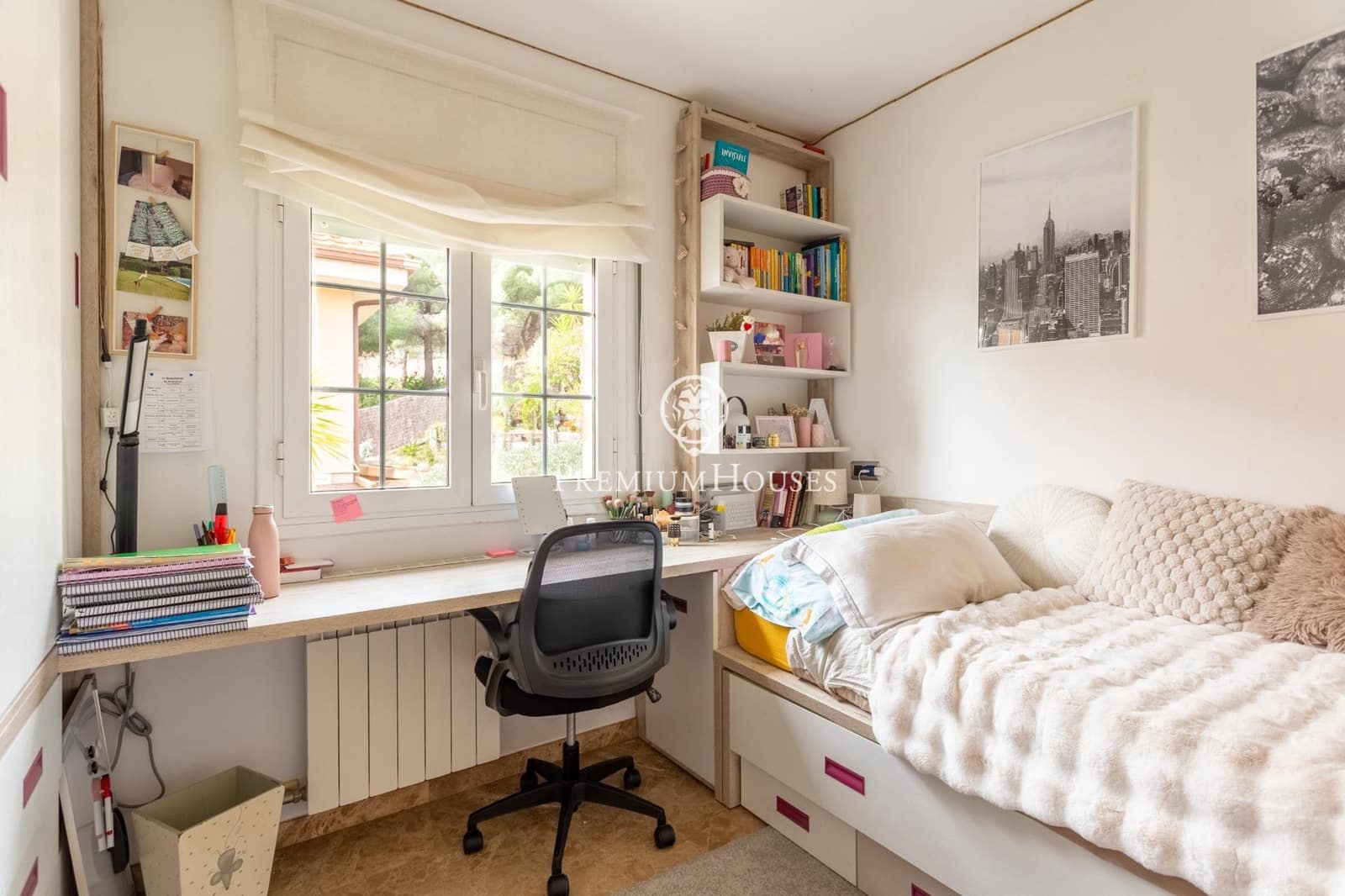 4 makuuhuone Huvila myytävänä paikassa Teia mukana uima-altaan 
autotalli - 798 000 € (Ref: 9651965)