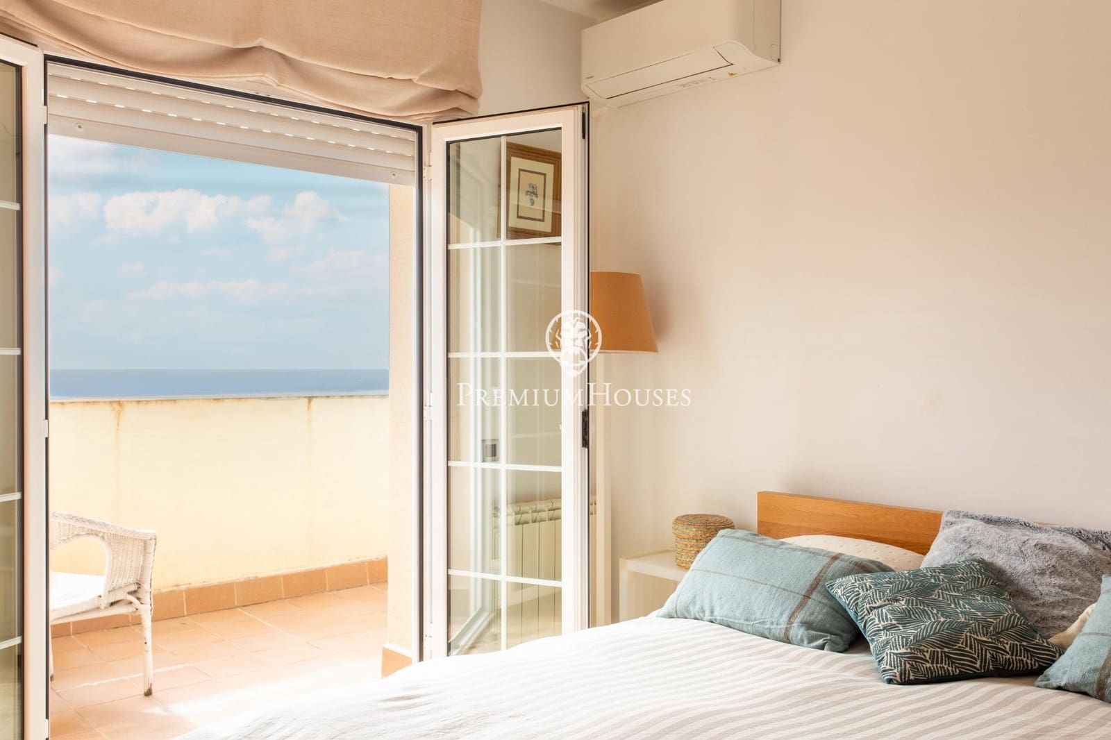 4 makuuhuone Huvila myytävänä paikassa Teia mukana uima-altaan 
autotalli - 798 000 € (Ref: 9651965)