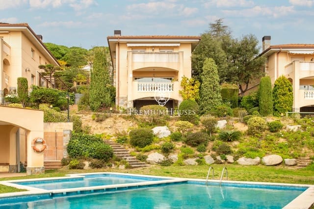 4 makuuhuone Huvila myytävänä paikassa Teià mukana uima-altaan 
autotalli - 798 000 € (Ref: 9651965)