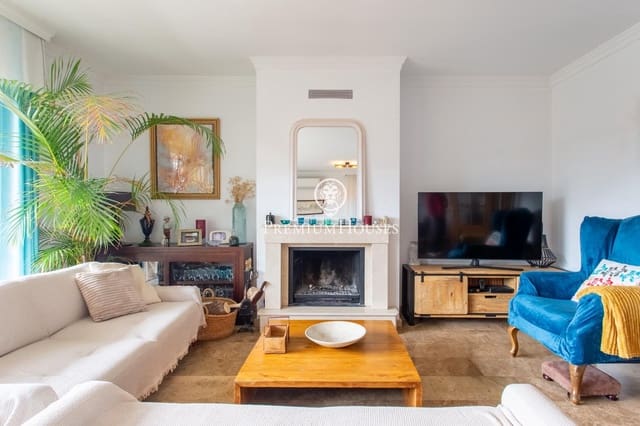 4 sovrum Villa till salu i Teià med pool garage - 775 000 € (Ref: 9651965)