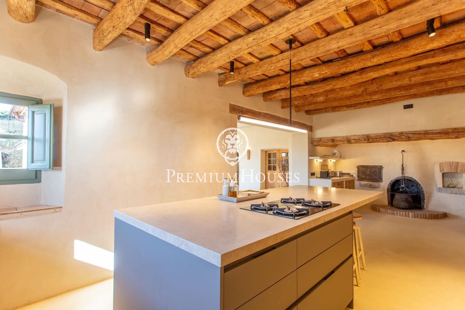 7 bedroom Finca/Country House for sale in Alella with pool garage - € 5,800,000 (Ref: 9656084)