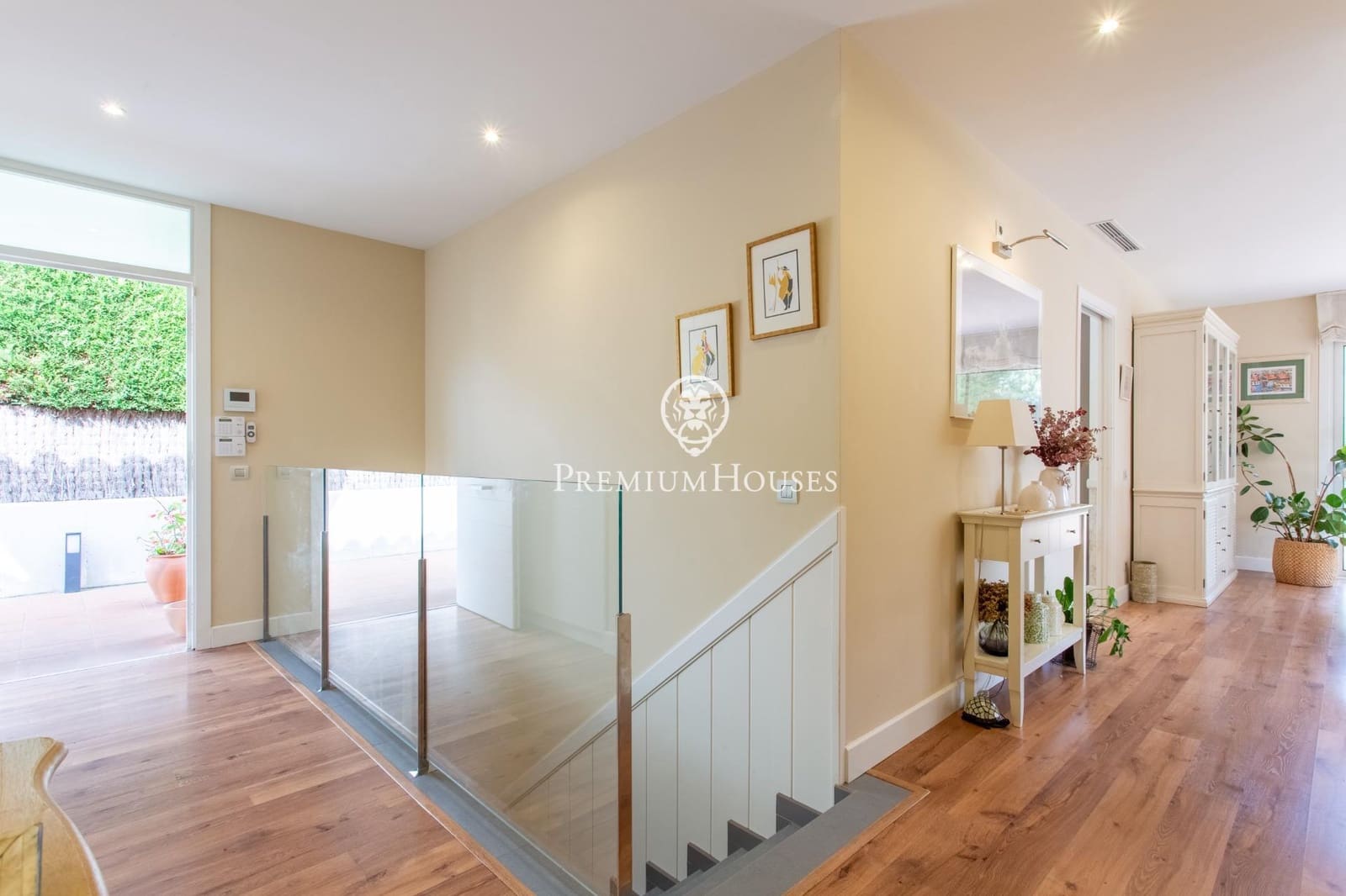 Chalet de 4 habitaciones en Sant Vicenç de Montalt en venta con piscina garaje - 1.300.000 € (Ref: 9674213)