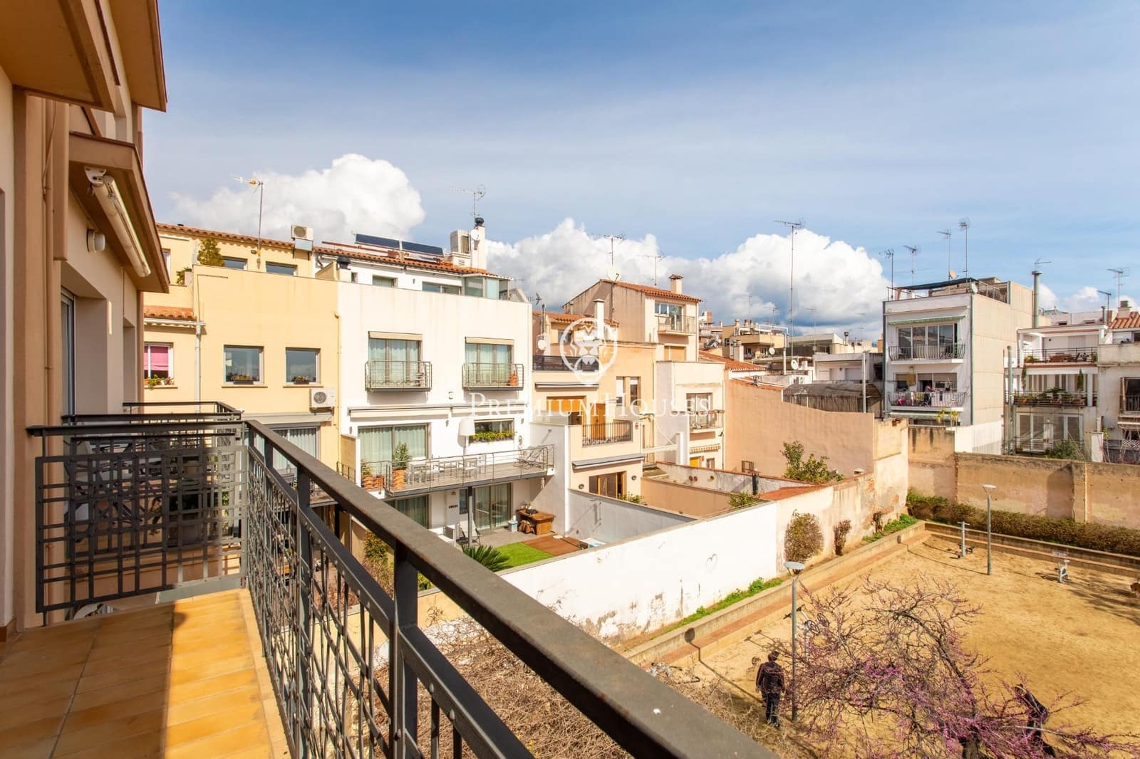 4 soverom Penthouse til salgs i Mataro - € 580 000 (Ref: 9677468)
