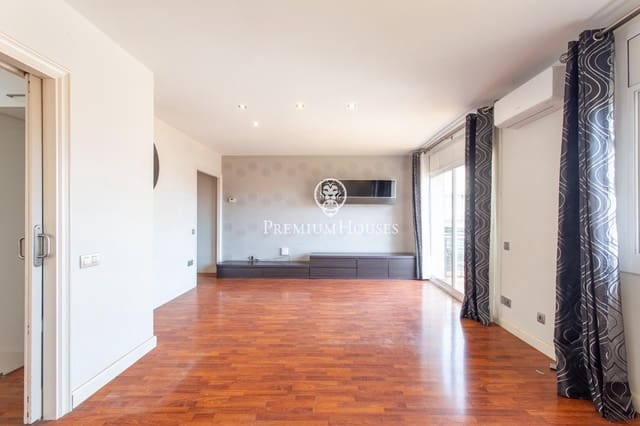 4 soverom Penthouse til salgs i Mataró - € 580 000 (Ref: 9677468)