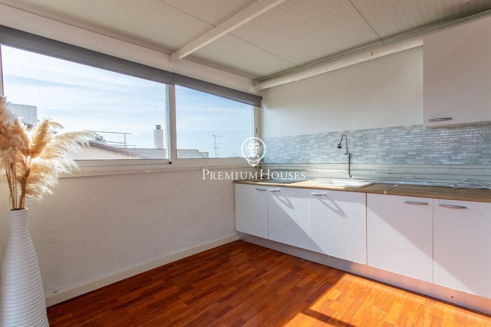 4 bedroom Penthouse for sale in Mataro - € 580,000 (Ref: 9677468)