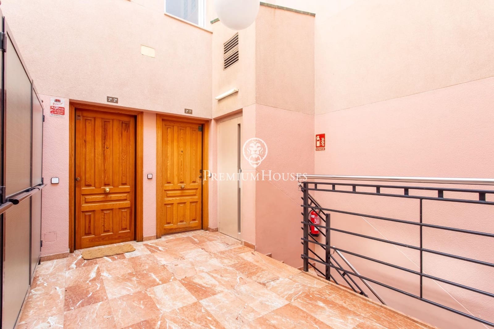 4 bedroom Penthouse for sale in Mataro - € 580,000 (Ref: 9677468)