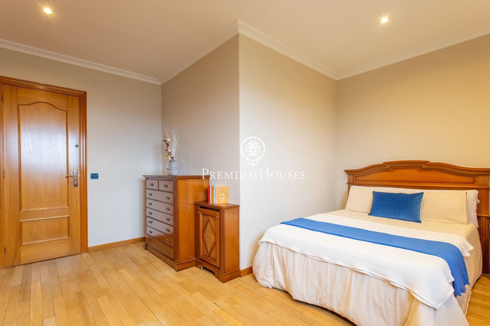 5 sypialnia Willa na sprzedaż w Mataro z basenem garażem - 825 000 € (Ref: 9677469)