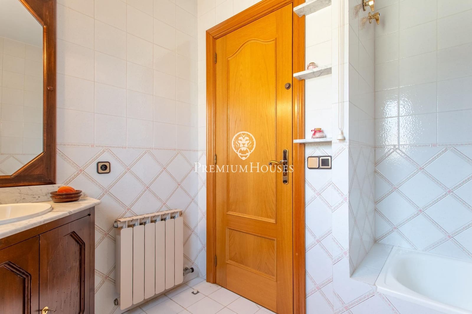 5 sypialnia Willa na sprzedaż w Mataro z basenem garażem - 825 000 € (Ref: 9677469)