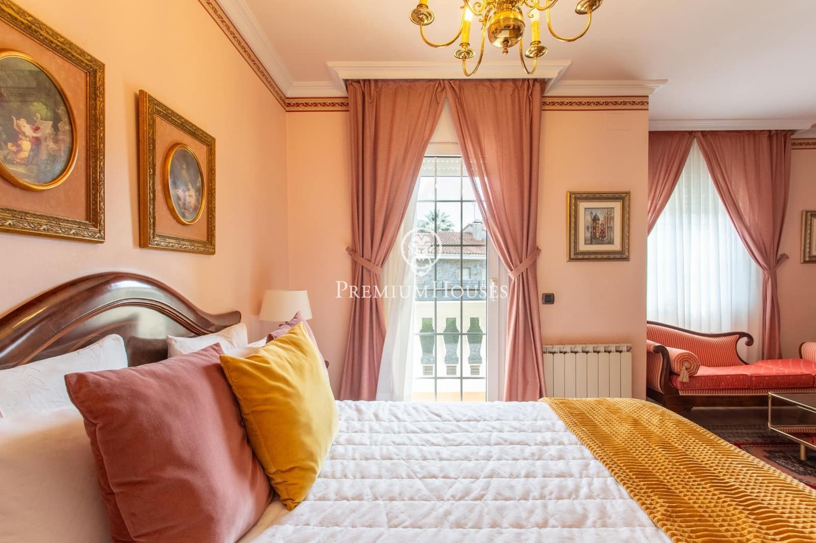 5 sypialnia Willa na sprzedaż w Mataro z basenem garażem - 825 000 € (Ref: 9677469)