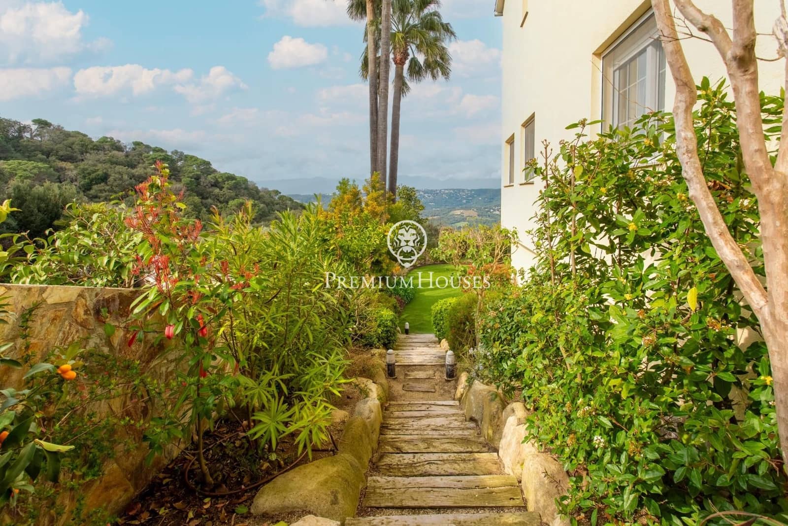 5 sypialnia Willa na sprzedaż w Mataro z basenem garażem - 825 000 € (Ref: 9677469)