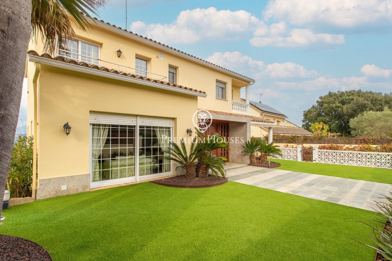 5 sypialnia Willa na sprzedaż w Mataro z basenem garażem - 825 000 € (Ref: 9677469)