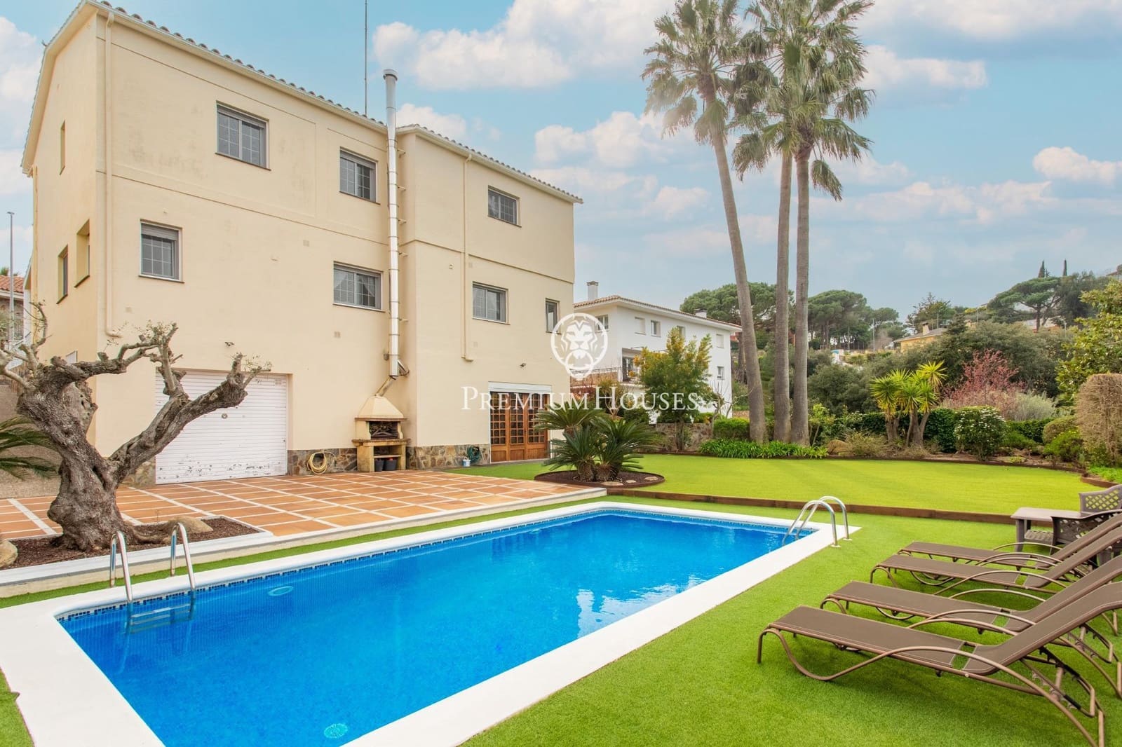 5 sypialnia Willa na sprzedaż w Mataro z basenem garażem - 825 000 € (Ref: 9677469)