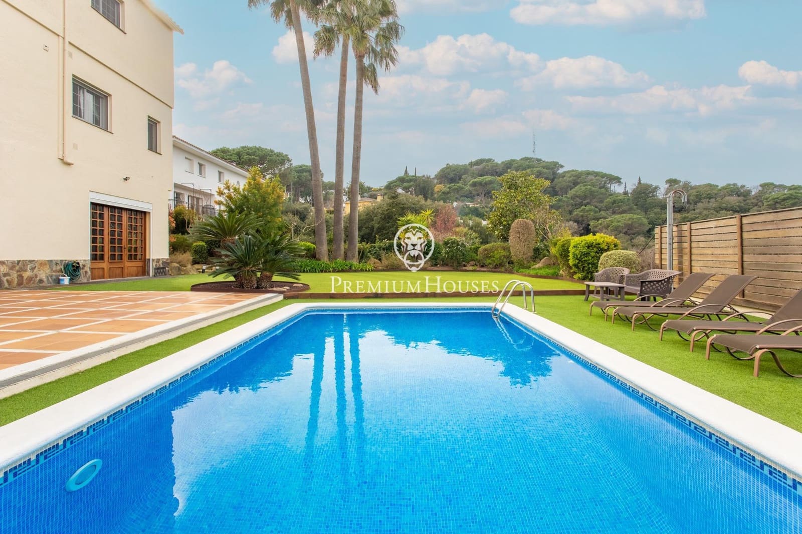 5 sypialnia Willa na sprzedaż w Mataro z basenem garażem - 825 000 € (Ref: 9677469)