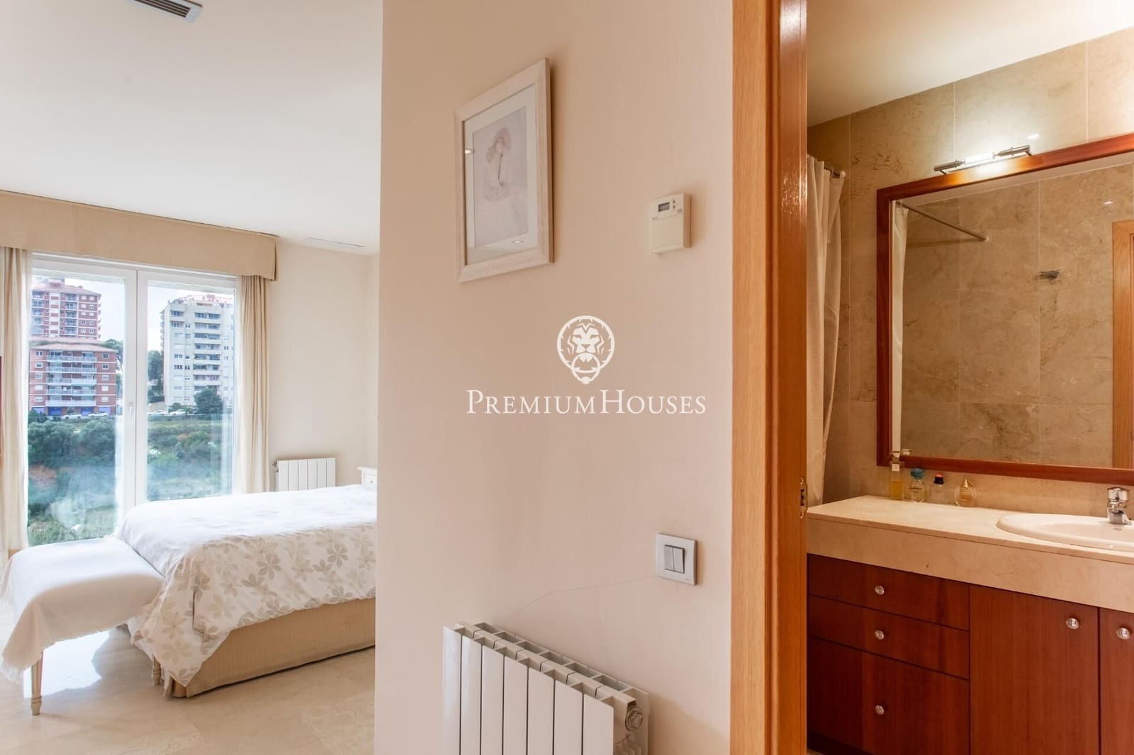 4 quarto Moradia em Banda para venda em Montgat com piscina - 1 230 000 € (Ref: 9679845)