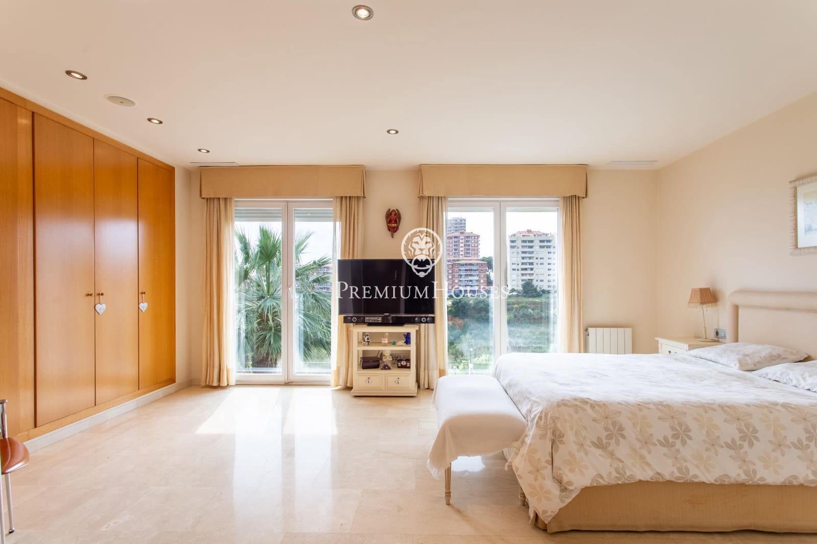 4 quarto Moradia em Banda para venda em Montgat com piscina - 1 230 000 € (Ref: 9679845)