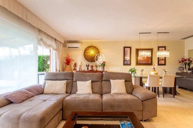 4 quarto Moradia em Banda para venda em Montgat com piscina - 1 230 000 € (Ref: 9679845)