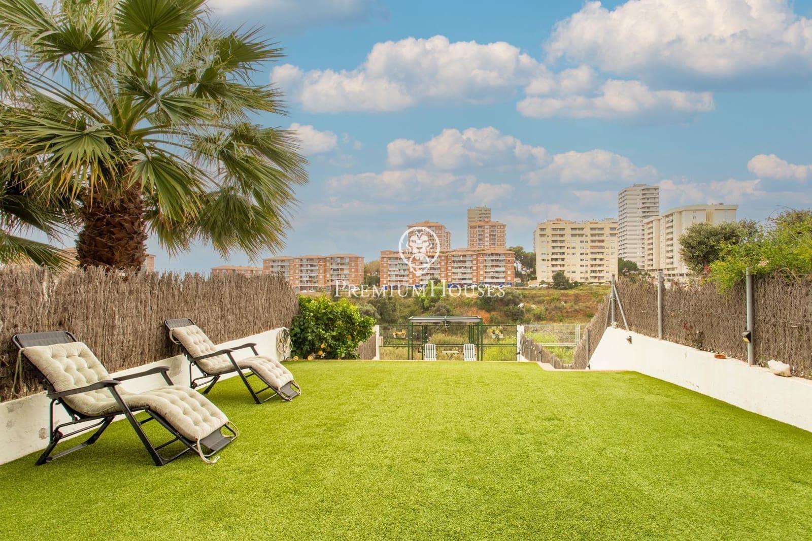 4 quarto Moradia em Banda para venda em Montgat com piscina - 1 230 000 € (Ref: 9679845)