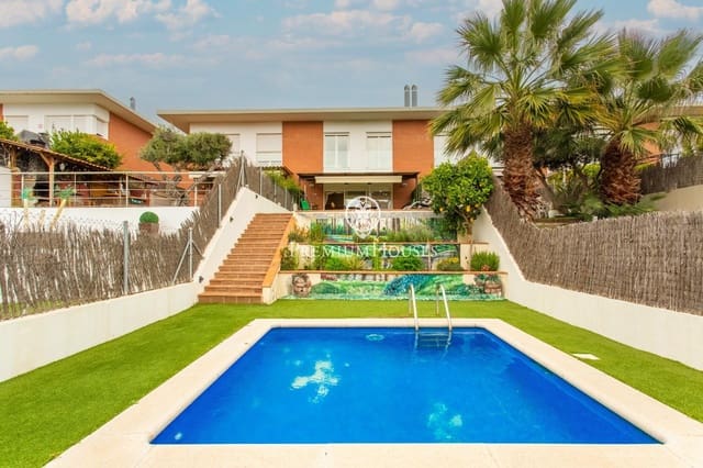 4 quarto Moradia em Banda para venda em Montgat com piscina - 1 230 000 € (Ref: 9679845)