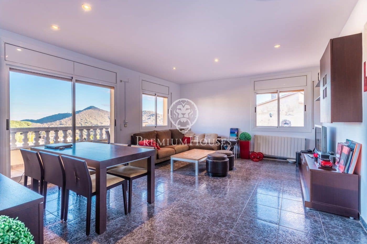 4 quarto Moradia para arrendar em Sant Cebria de Vallalta com piscina - 2 500 € (Ref: 9679846)