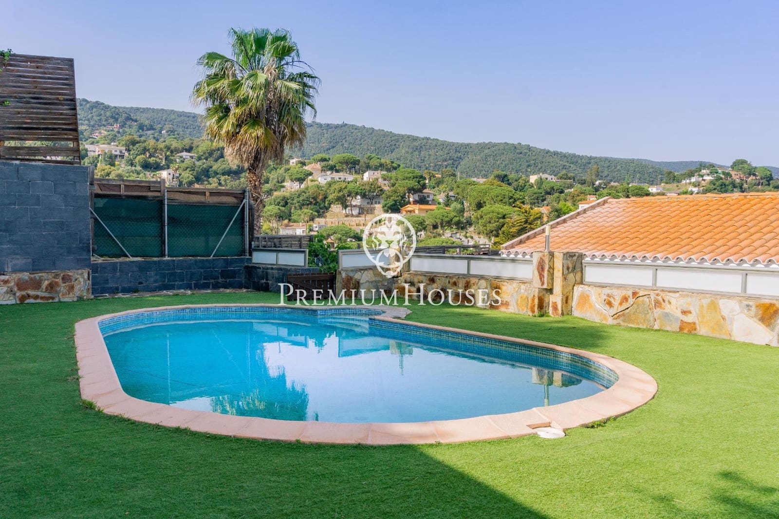 4 quarto Moradia para arrendar em Sant Cebria de Vallalta com piscina - 2 500 € (Ref: 9679846)