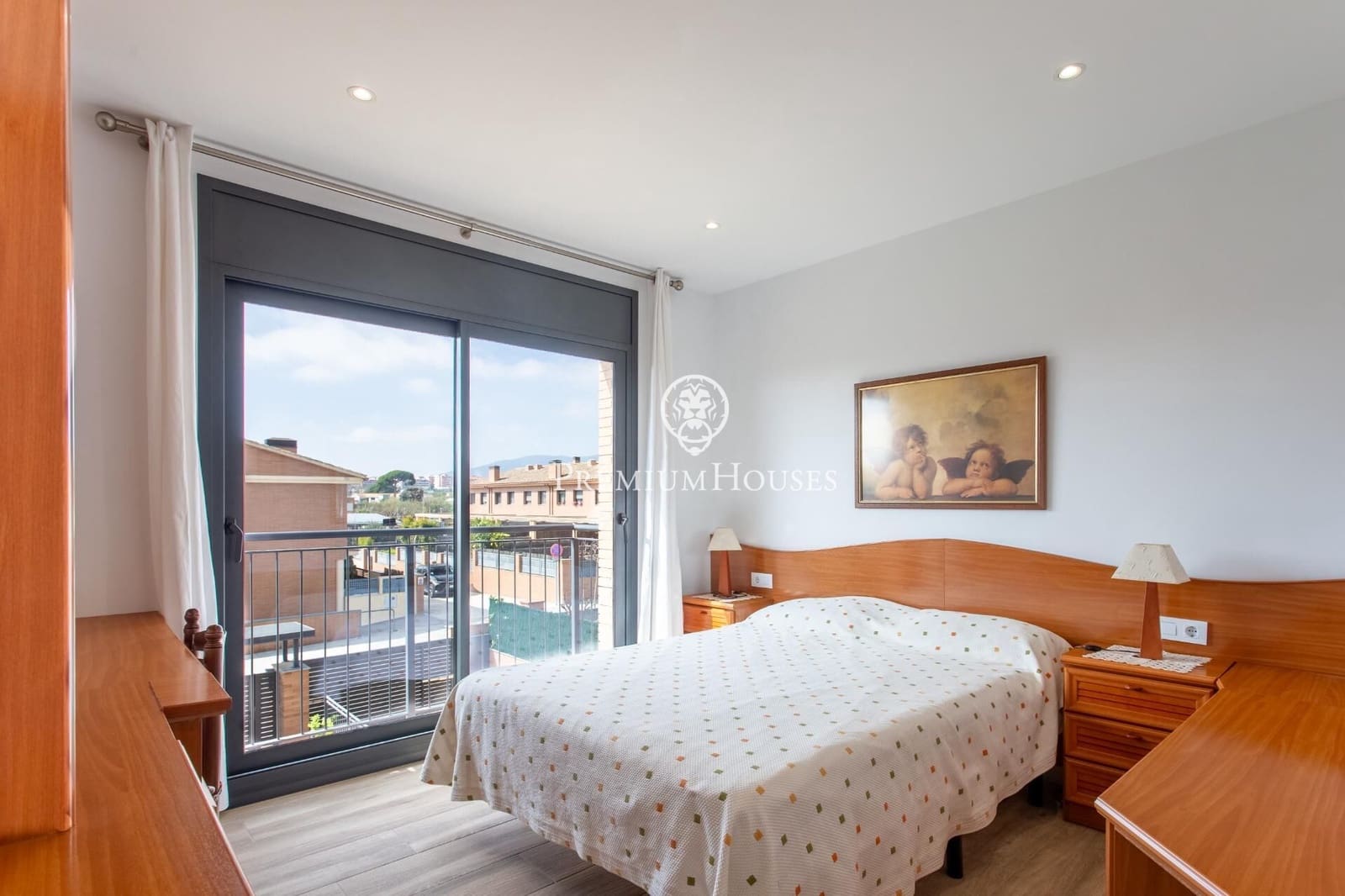 5 bedroom Villa for sale in Cabrera de Mar with pool garage - € 1,360,000 (Ref: 9686419)