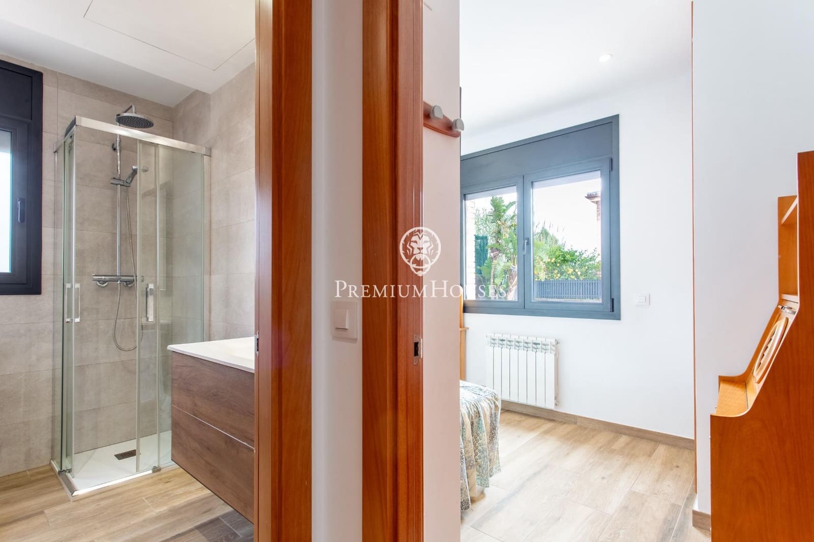 5 bedroom Villa for sale in Cabrera de Mar with pool garage - € 1,360,000 (Ref: 9686419)