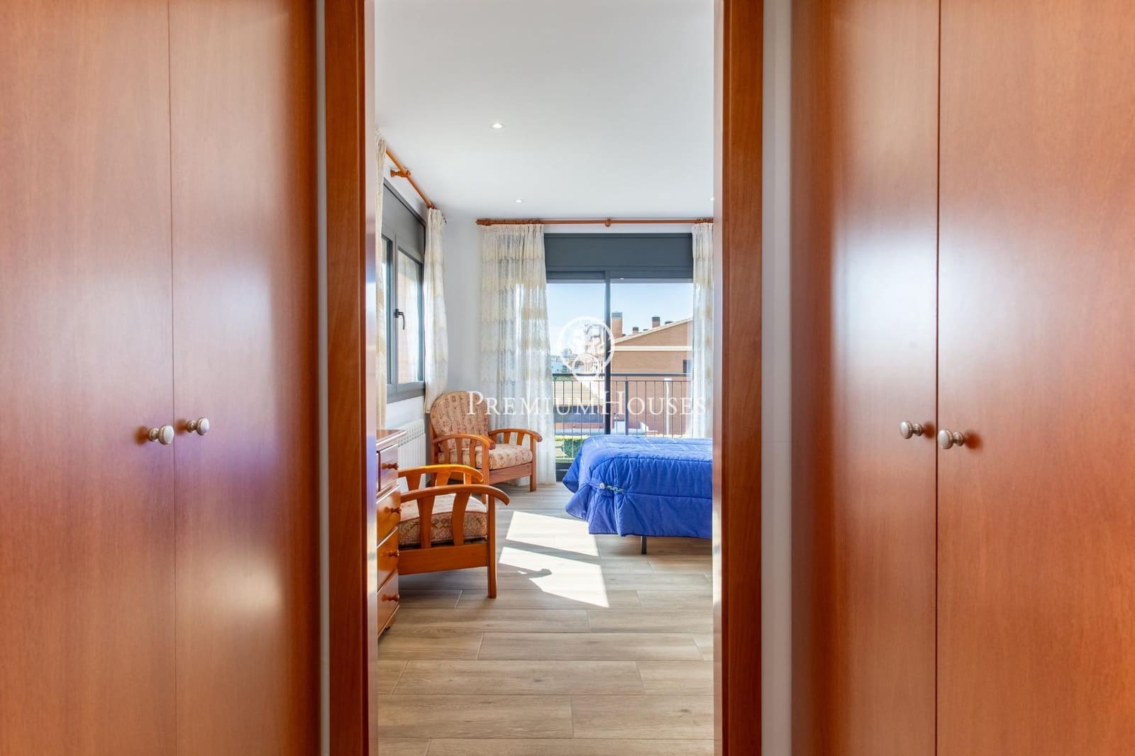 5 bedroom Villa for sale in Cabrera de Mar with pool garage - € 1,360,000 (Ref: 9686419)