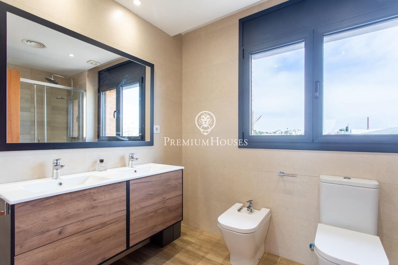 5 bedroom Villa for sale in Cabrera de Mar with pool garage - € 1,360,000 (Ref: 9686419)